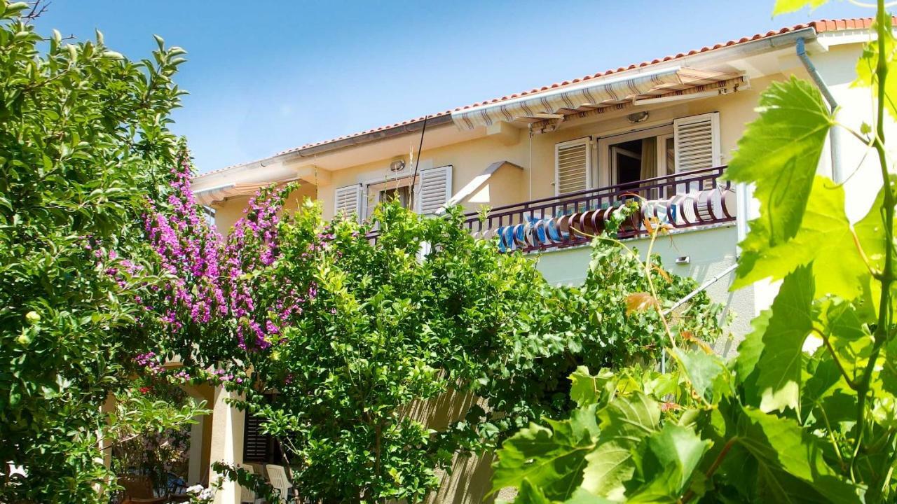 Adria Arba Apartments Rab Town Exterior foto